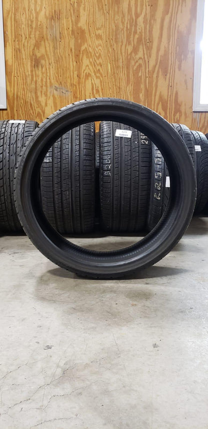 SET OF 2 225/30R22 Delinte Thunder D7 89 W XL - Used Tires