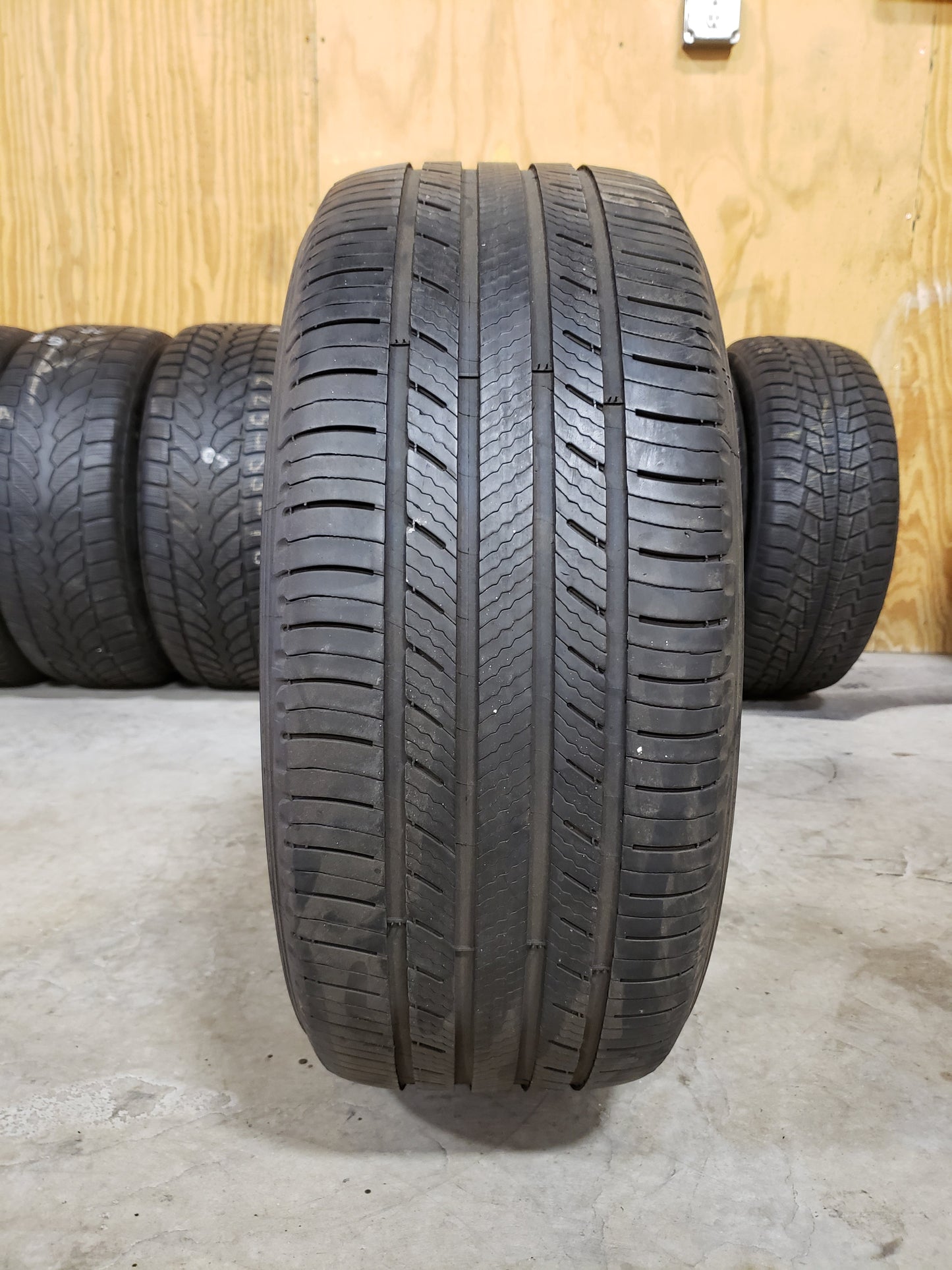 SINGLE 225/55R16 Michelin Premier A/S 95H XL - Used Tires
