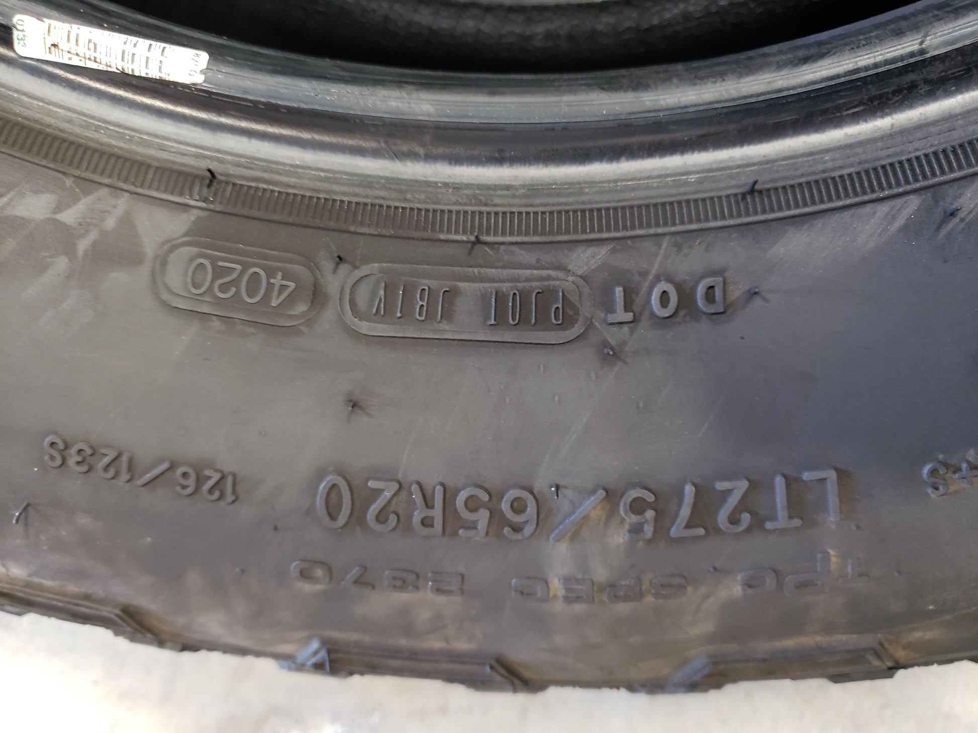 SET OF 2 275/65R20 Goodyear Wrangler Trail Runner AT 126/123 S E - Used Tires