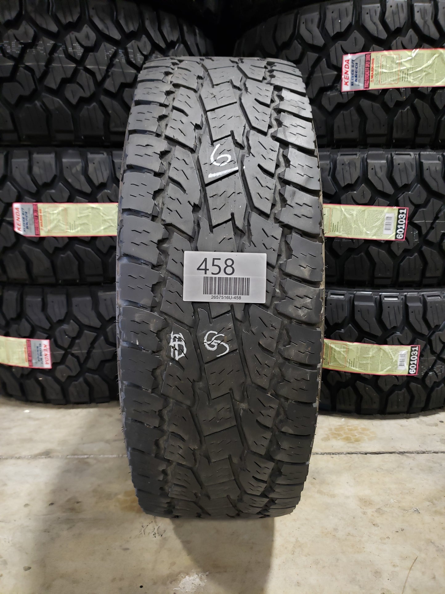 SINGLE 265/75R16 Toyo Open Country A/T 123/120 R E - Used Tires