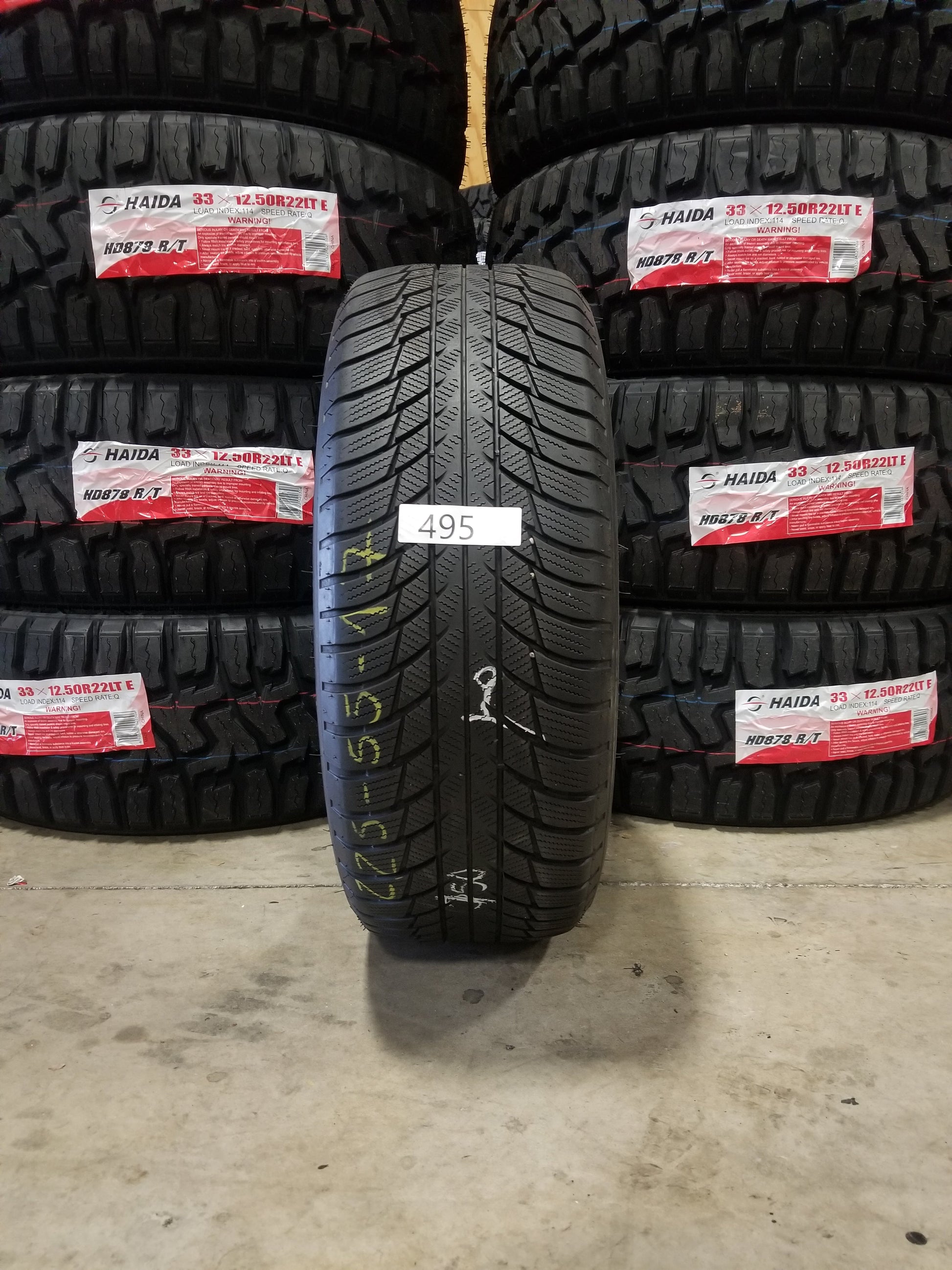 SET OF 4 225/55R17 Bridgestone Blizzak LM001 RFT 97 H 1609 LBS - Used Tires