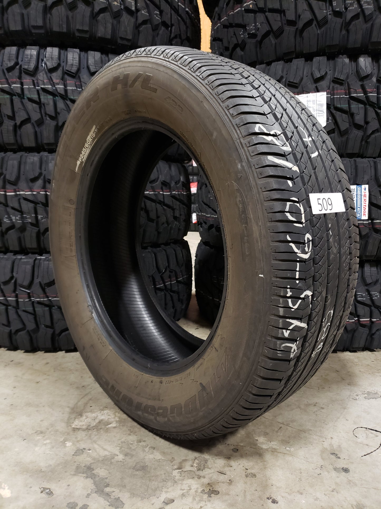 SINGLE 245/60R18 Bridgestone Dueler H/L 422 104 T - Used Tires