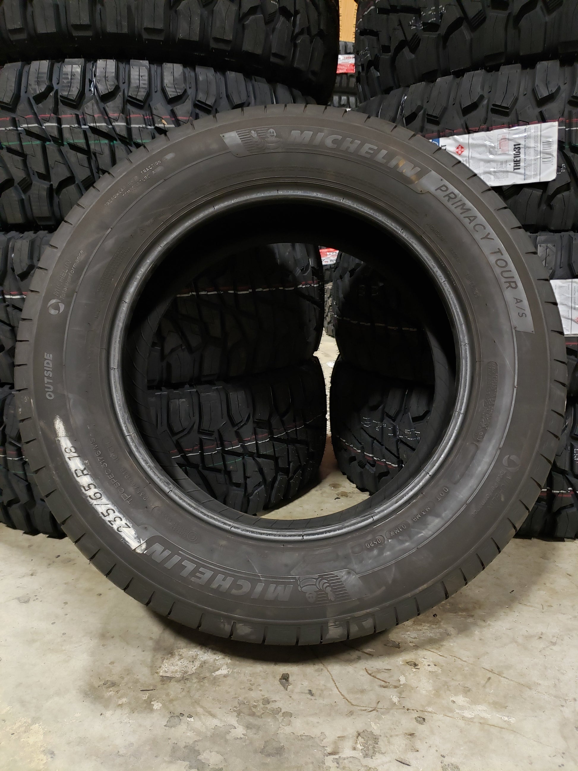 SINLGE 235/65R18 Michelin Primacy Tour A/S 106 H - Used Tires