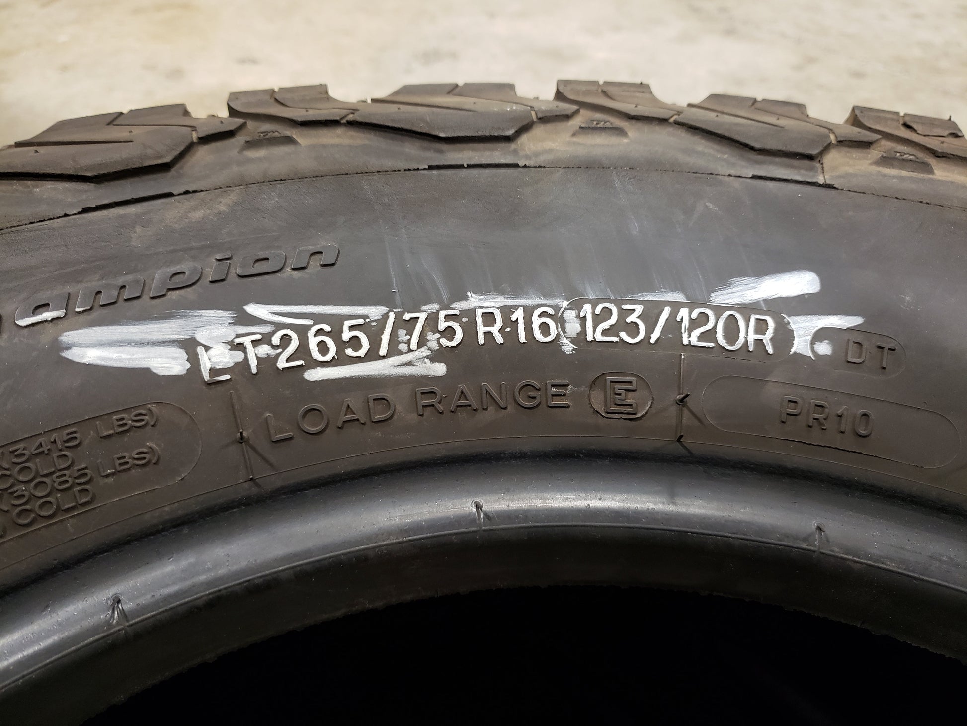 SINGLE 265/75R16 BFGoodrich All-Terrain T/A K02 123/120 R E - Used Tires