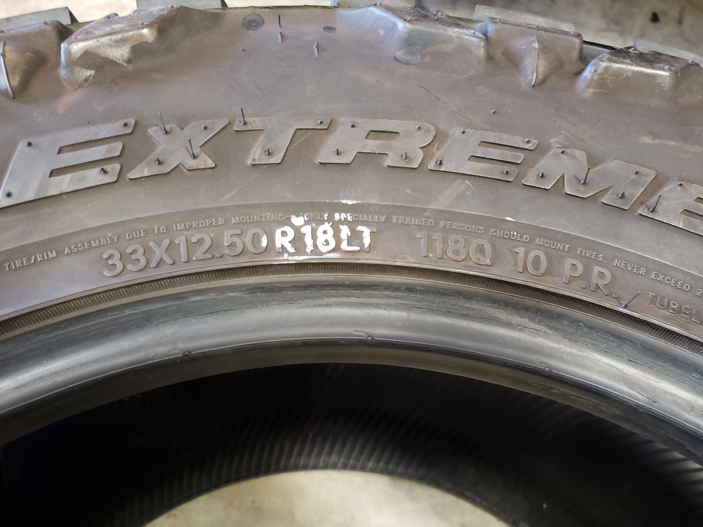 SET OF 2 33X12.50R18 Nitto Mud Grapper Extreme Terrain 118 Q E - Used Tires