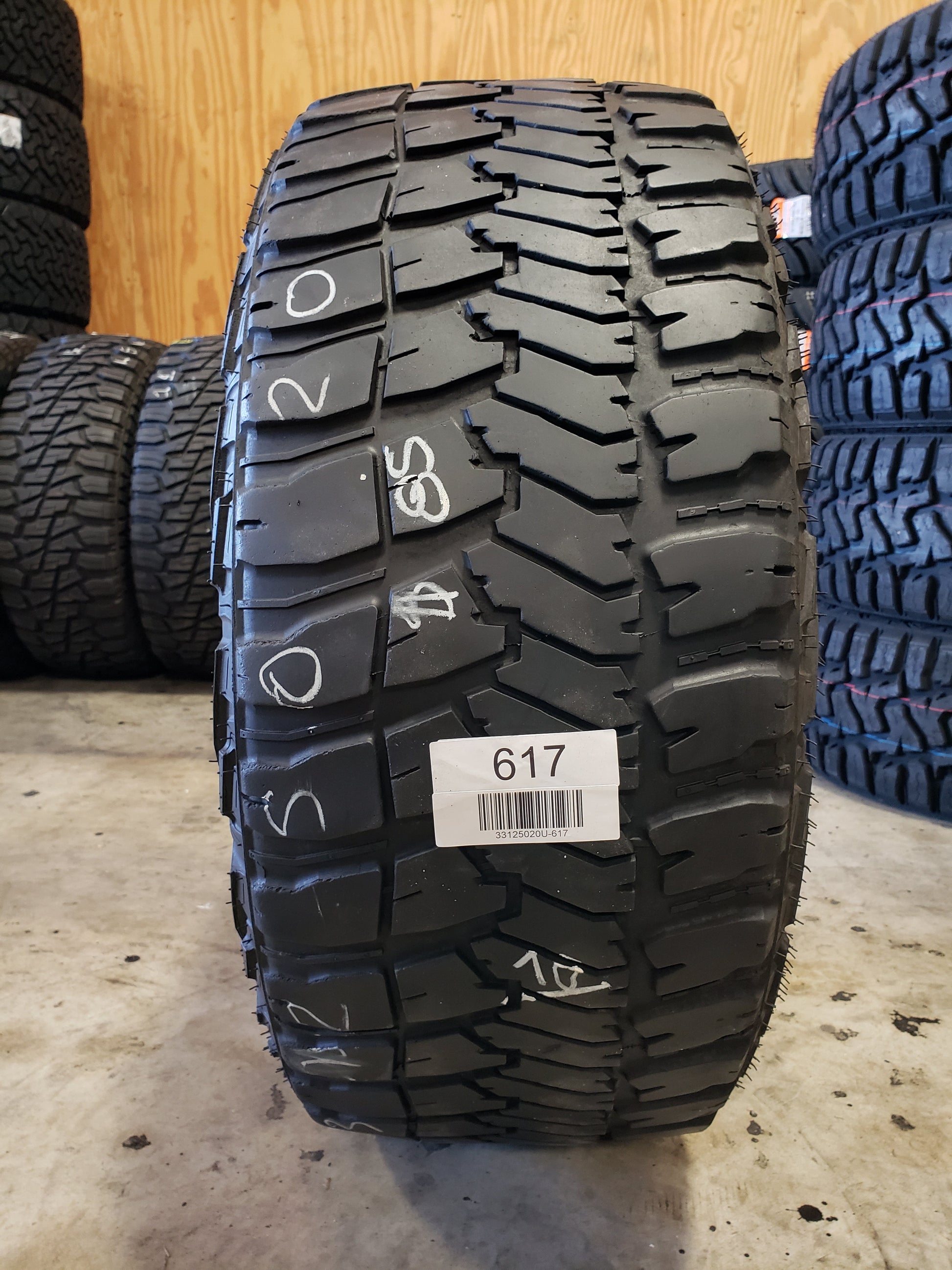 SINGLE 33X12.50R20 Goodyear Wrangler MT/R 114 Q E - Used Tires