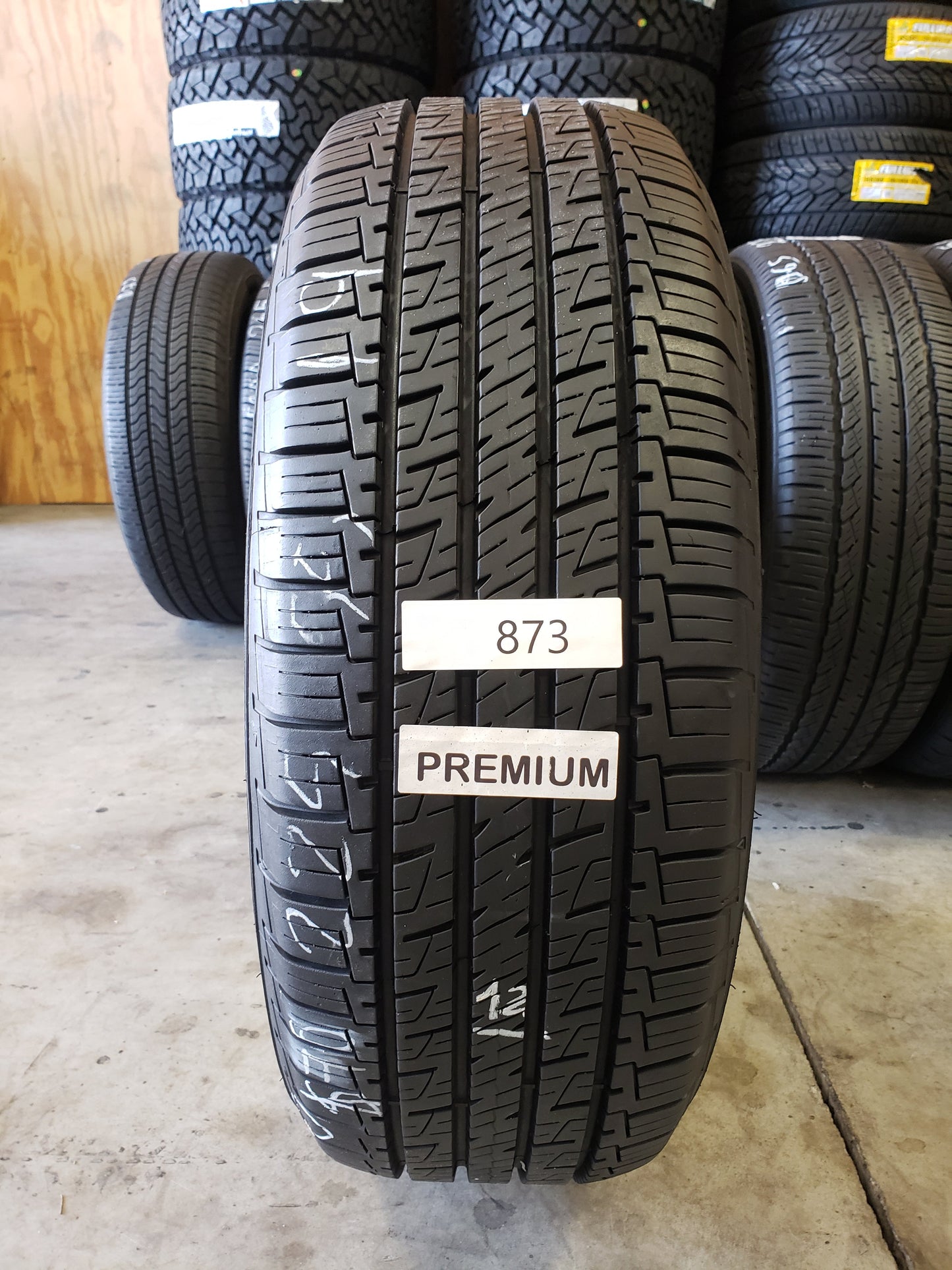 SINGLE 225/55R19 Goodyear Assurance Max Life 99 V SL - Premium Used Tires