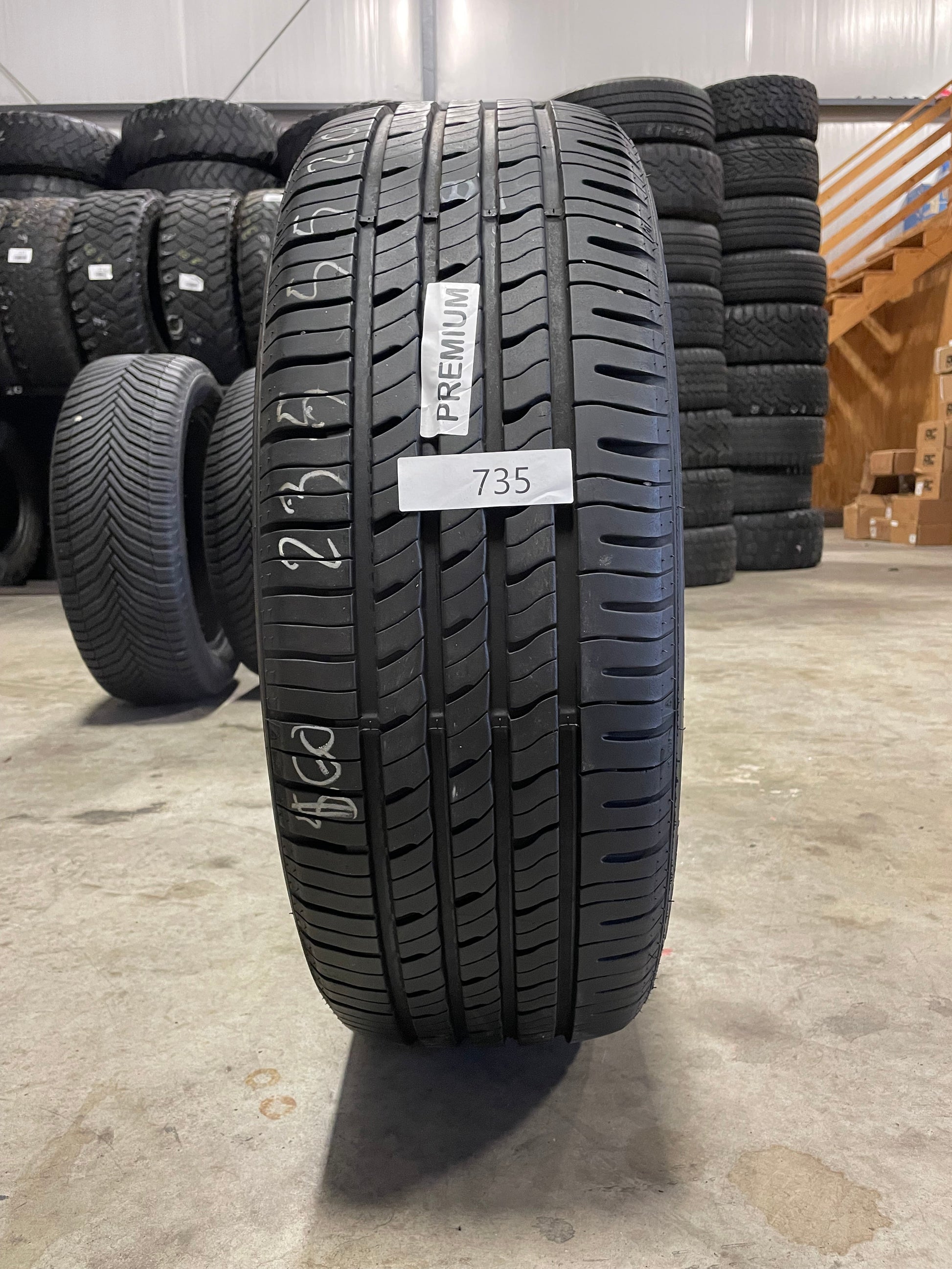 SET OF 3 235/55R20 Nexen Nfera RU5 (suv) 105 V XL - Premium Used Tires