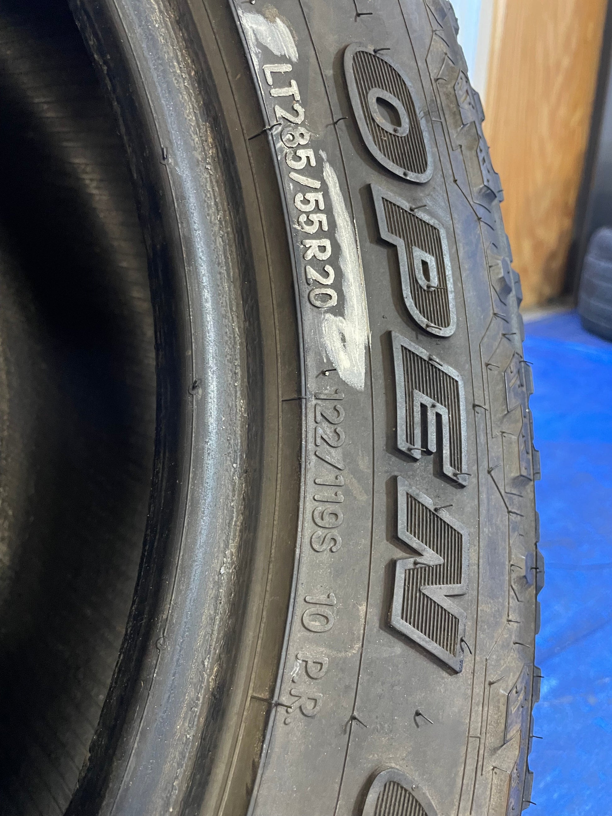 SINGLE 285/55R20 Toyo Open Country Xtreme 122/119S E - Used Tires