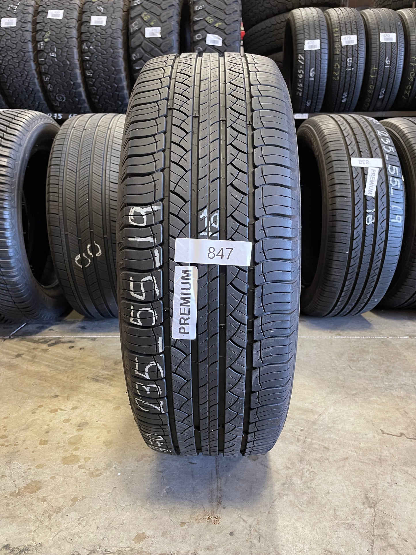 SINGLE 235/55R19 Michelin Latitude 101 V SL - Premium Used Tires