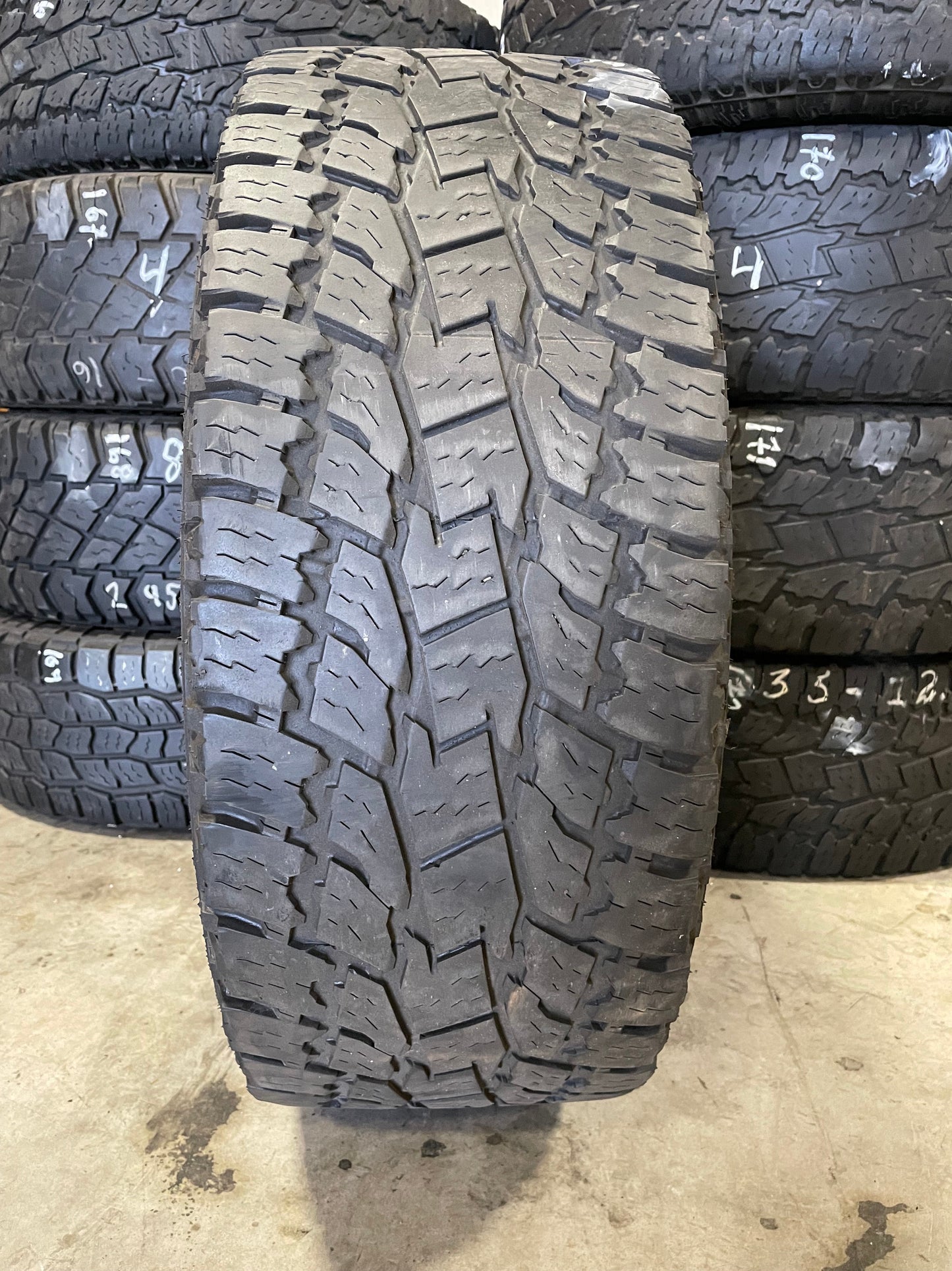 SINGLE 295/60R20 Toyo Open Country Xtreme 126/123 S E - Used Tires