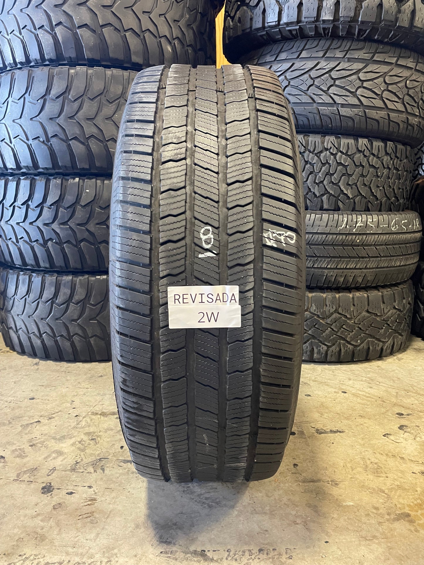 SET OF 2 275/65R18 Michelin Defender LTX M/S 116 T SL - Used Tires