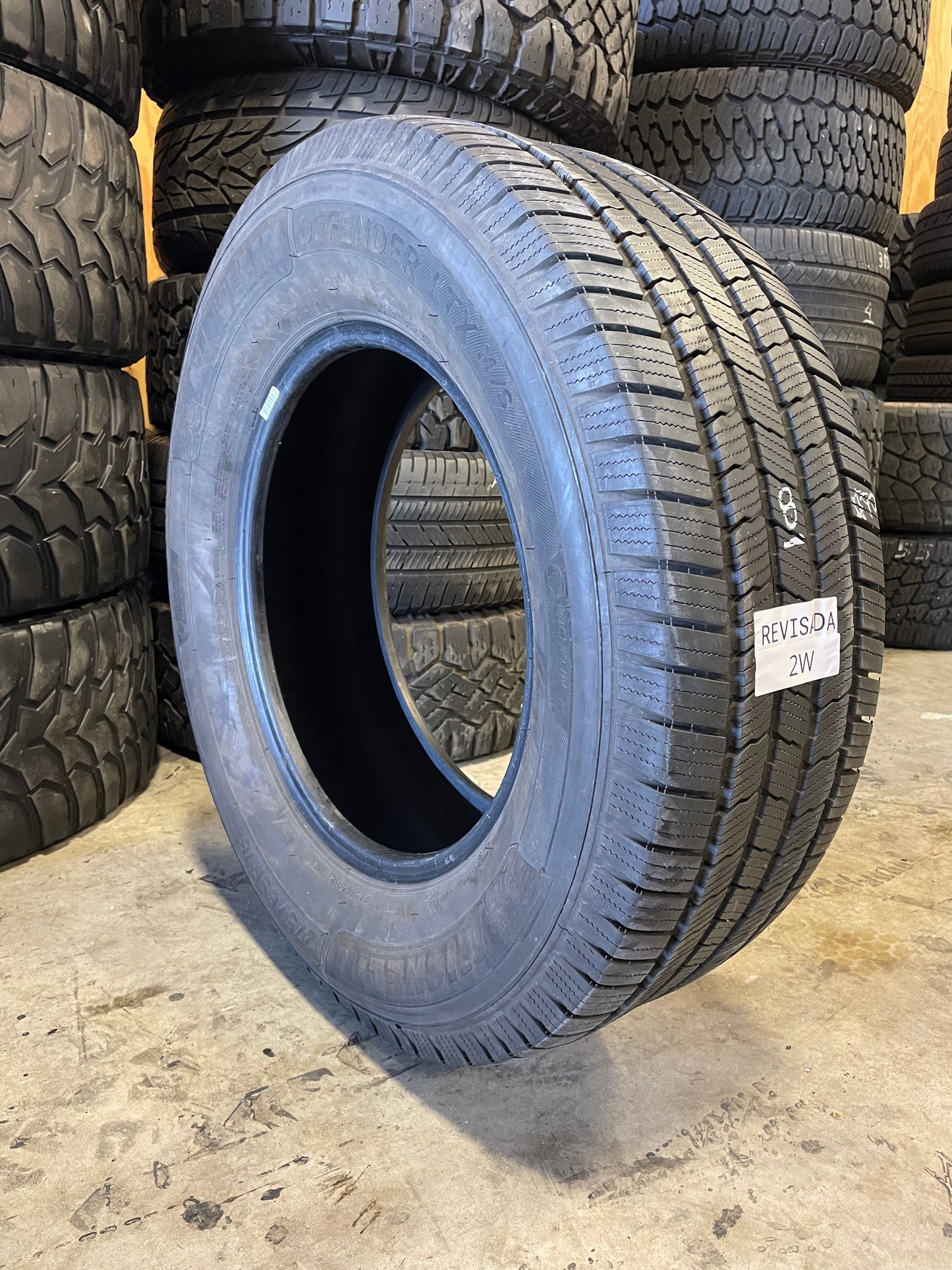 SET OF 2 275/65R18 Michelin Defender LTX M/S 116 T SL - Used Tires