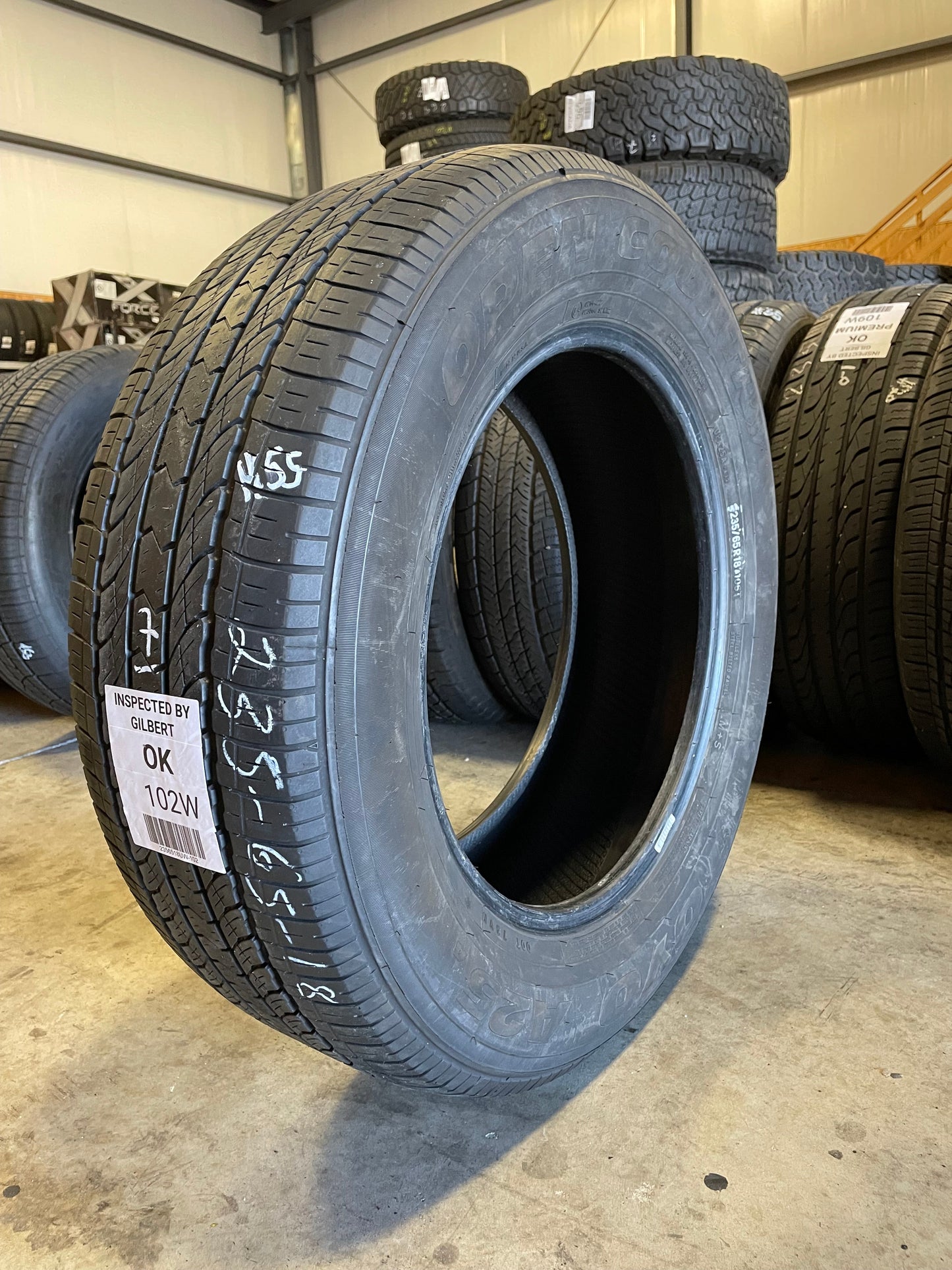 SET OF 2 235/65R18 Toyo Open Country A25a 106 T SL - Used Tires
