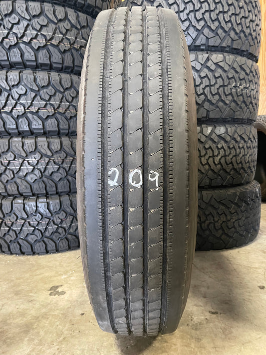 SET OF 6 235/80R22.5 Michelin XRV L G - Used Tires
