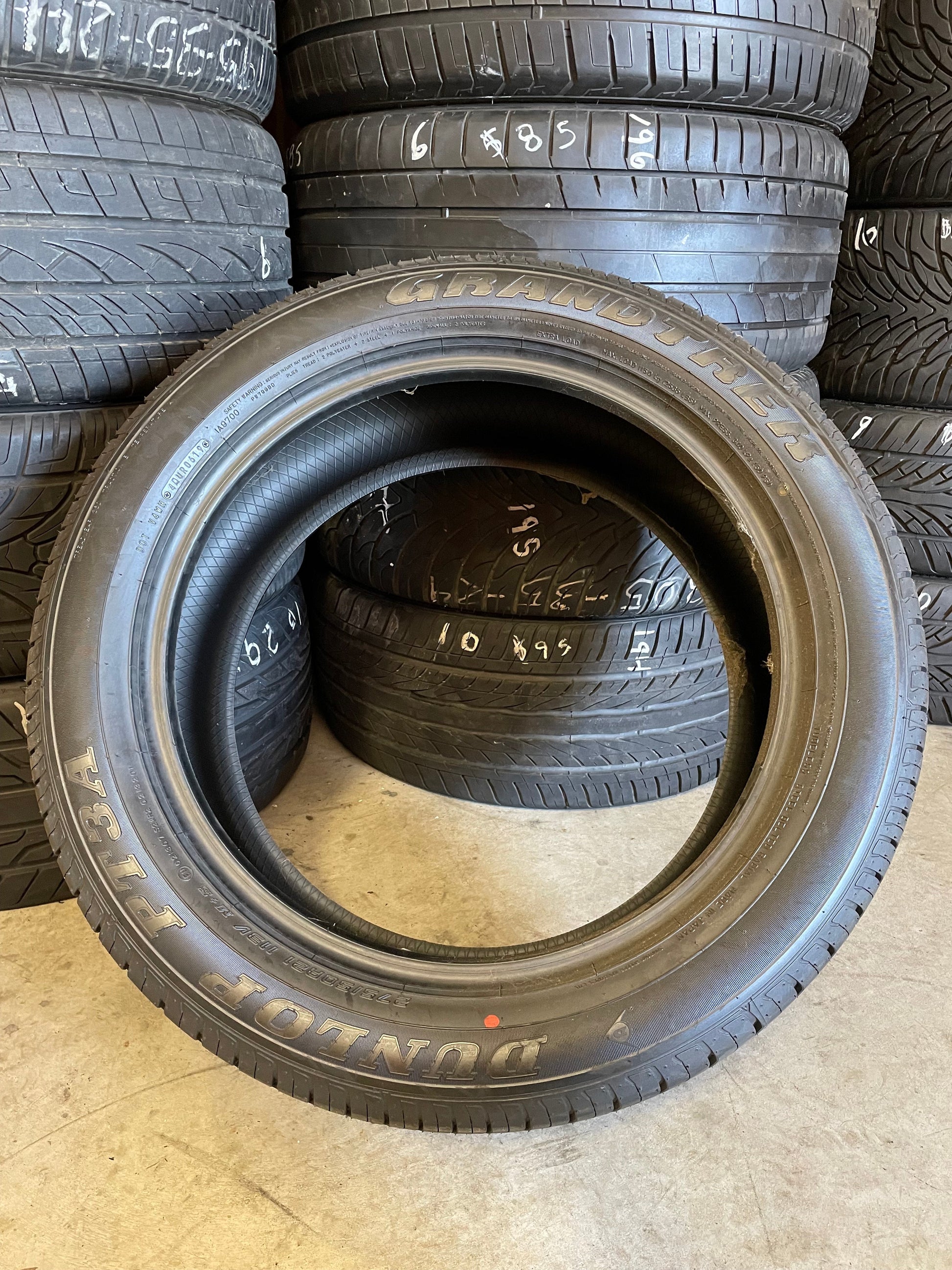 PAIR OF 275/50R21 Dunlop GrandTrek 113V XL - Used Tires