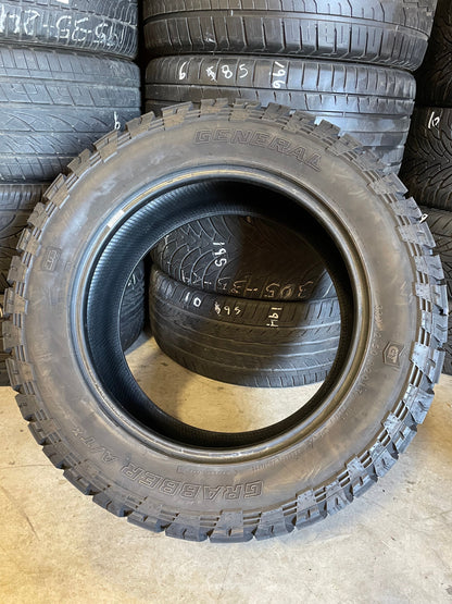 PAIR OF 33x12.50R20 General Grabber A/T 114S E - Used Tires