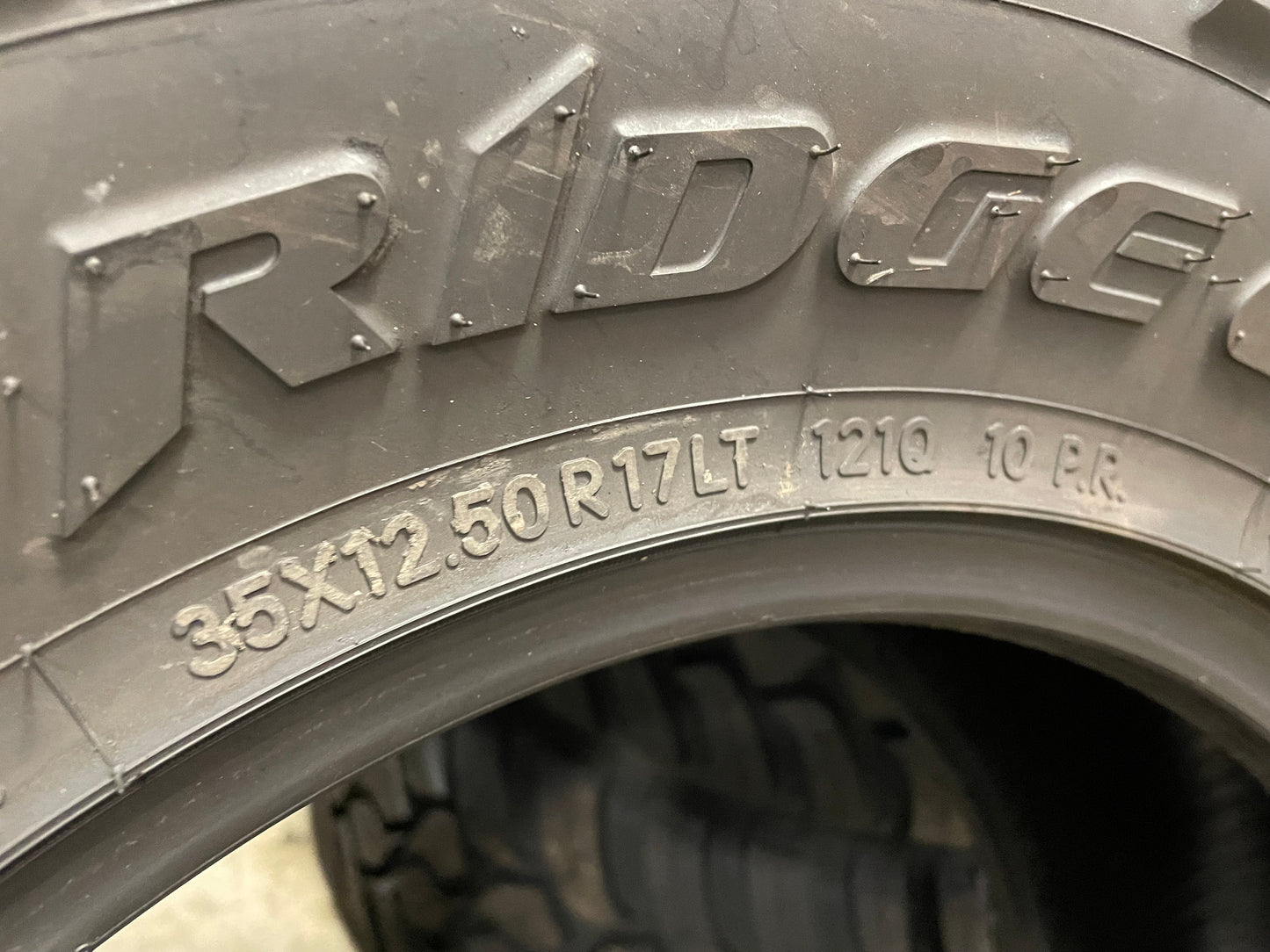 SINGLE 35x12.50R17 Nitto Ridge Grappler 121 Q E - Used Tires