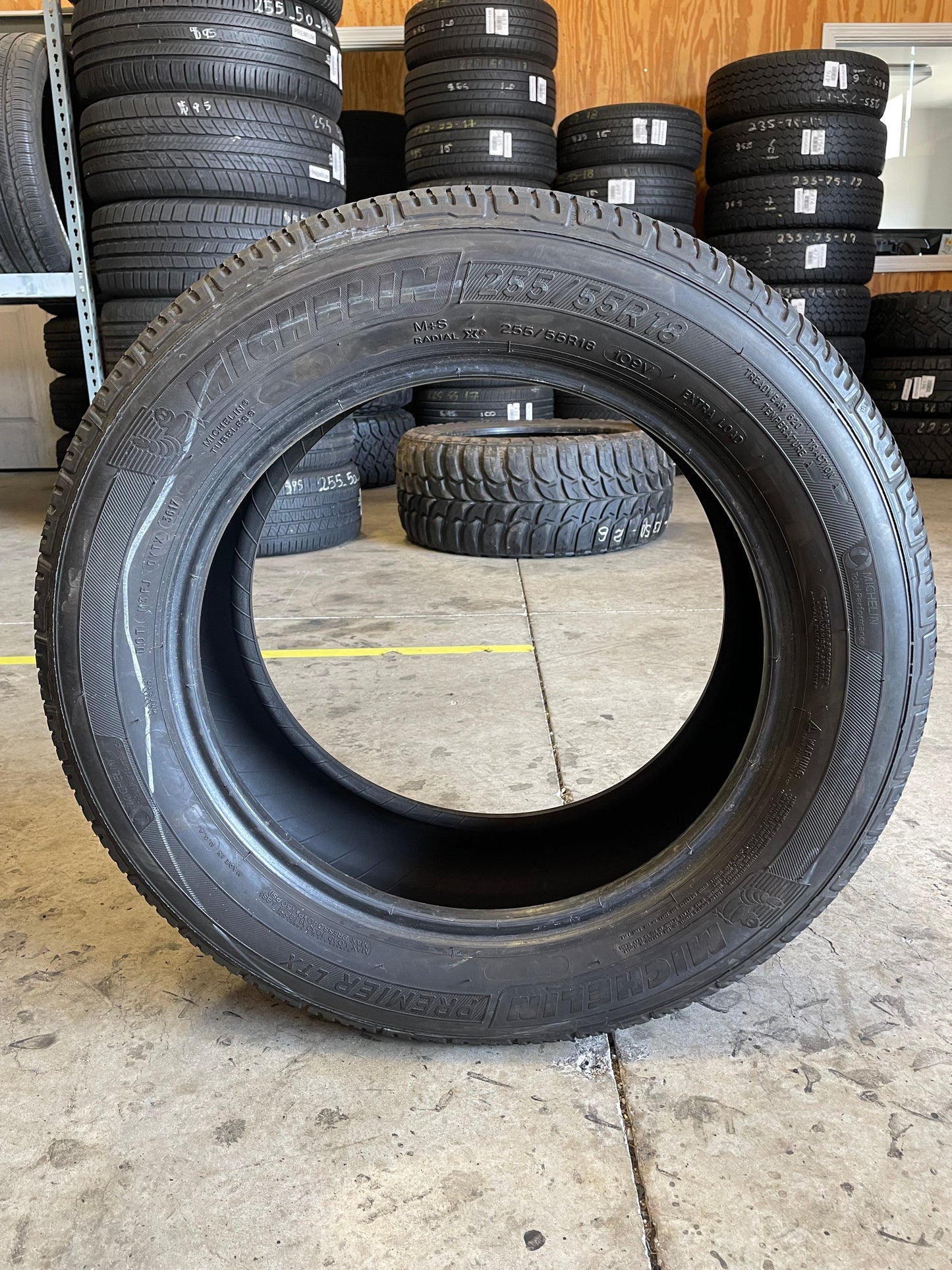 SINGLE 255/55R18 Michelin Premier LTX 109 V XL - Used Tires