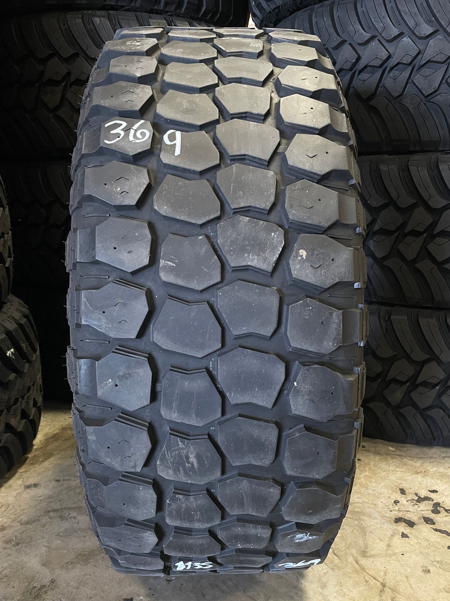 PAIR OF 35x12.50R20 IronMan All Country M/T 121 Q E - Used Tires