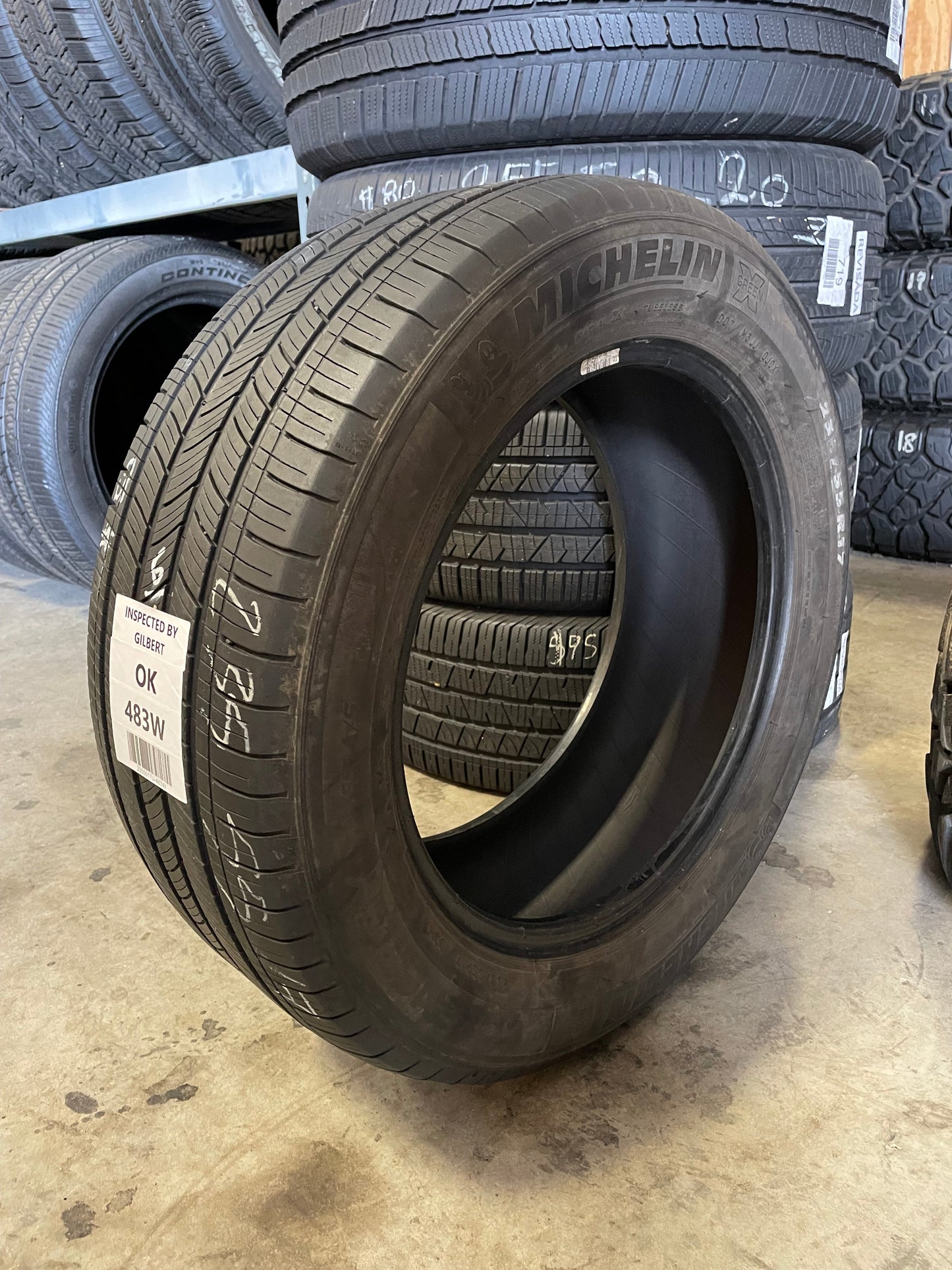 SINGLE 235/55R17 Michelin Energy Saver A/S 99 H SL - Used Tires