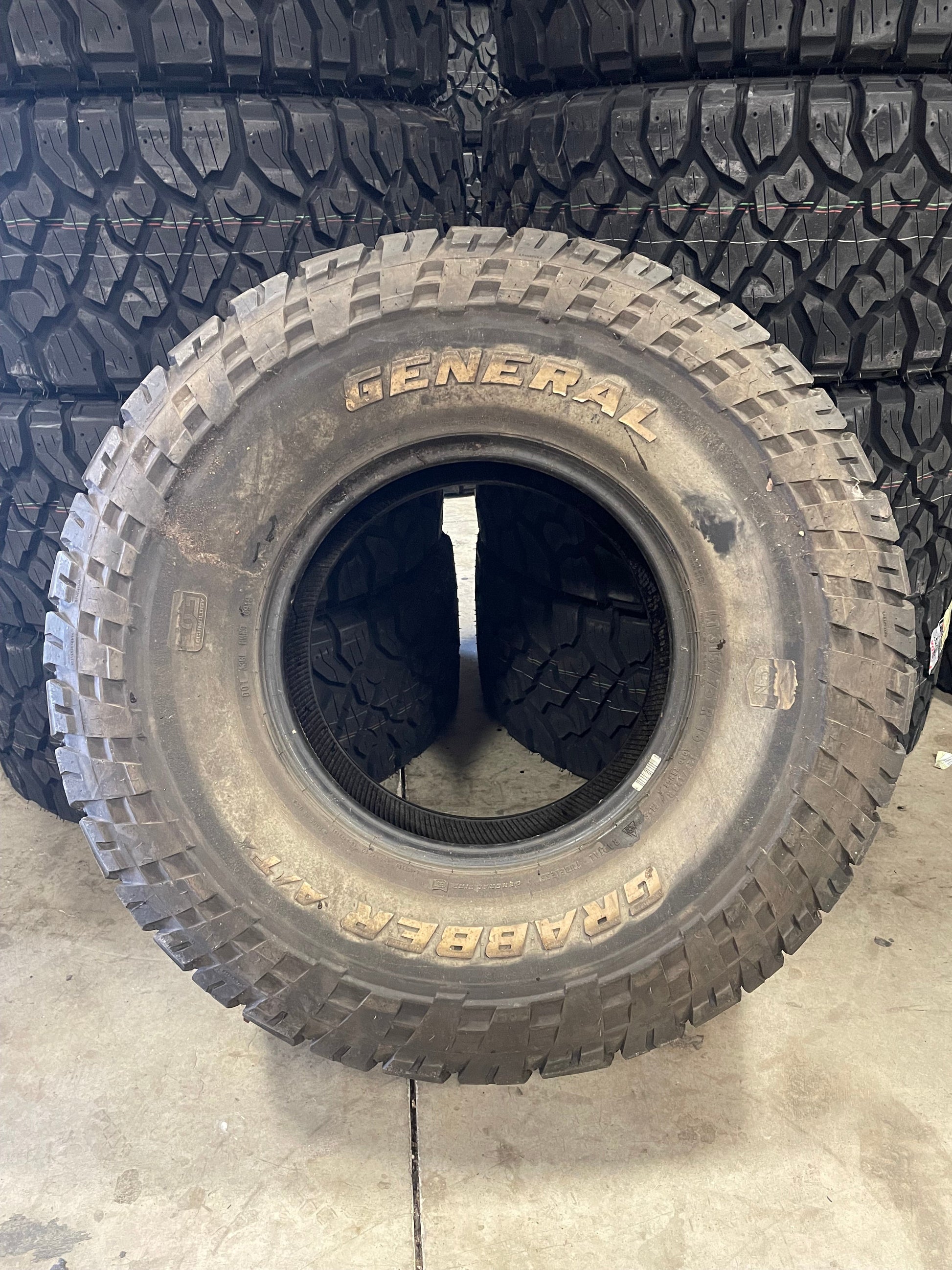 PAIR OF 315/75R16 General Grabber A/T 127/124 R E - Used Tires
