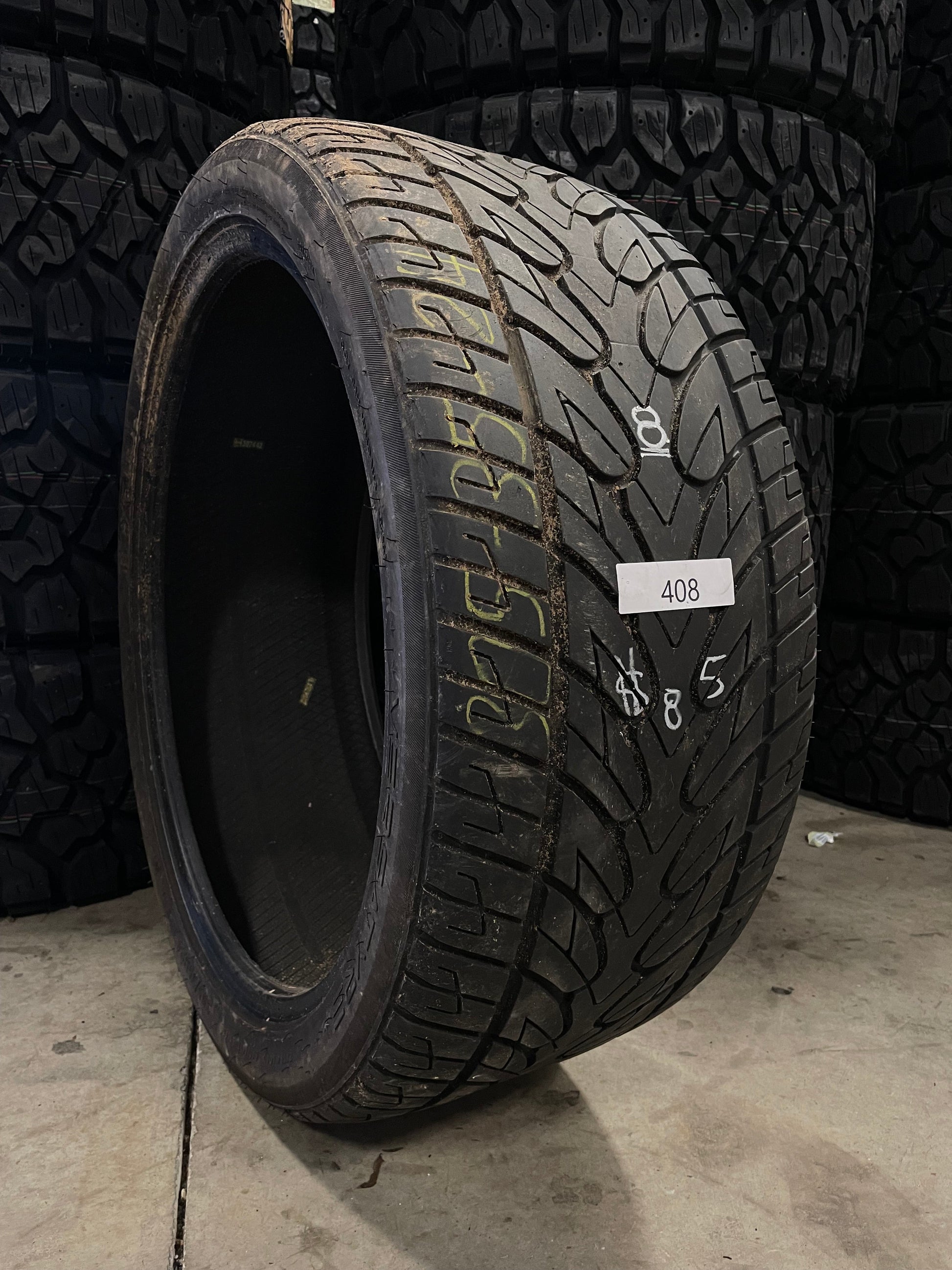 PAIR OF 305/35R24 Versa Tyre TRX6000 112 V XL - Used Tires