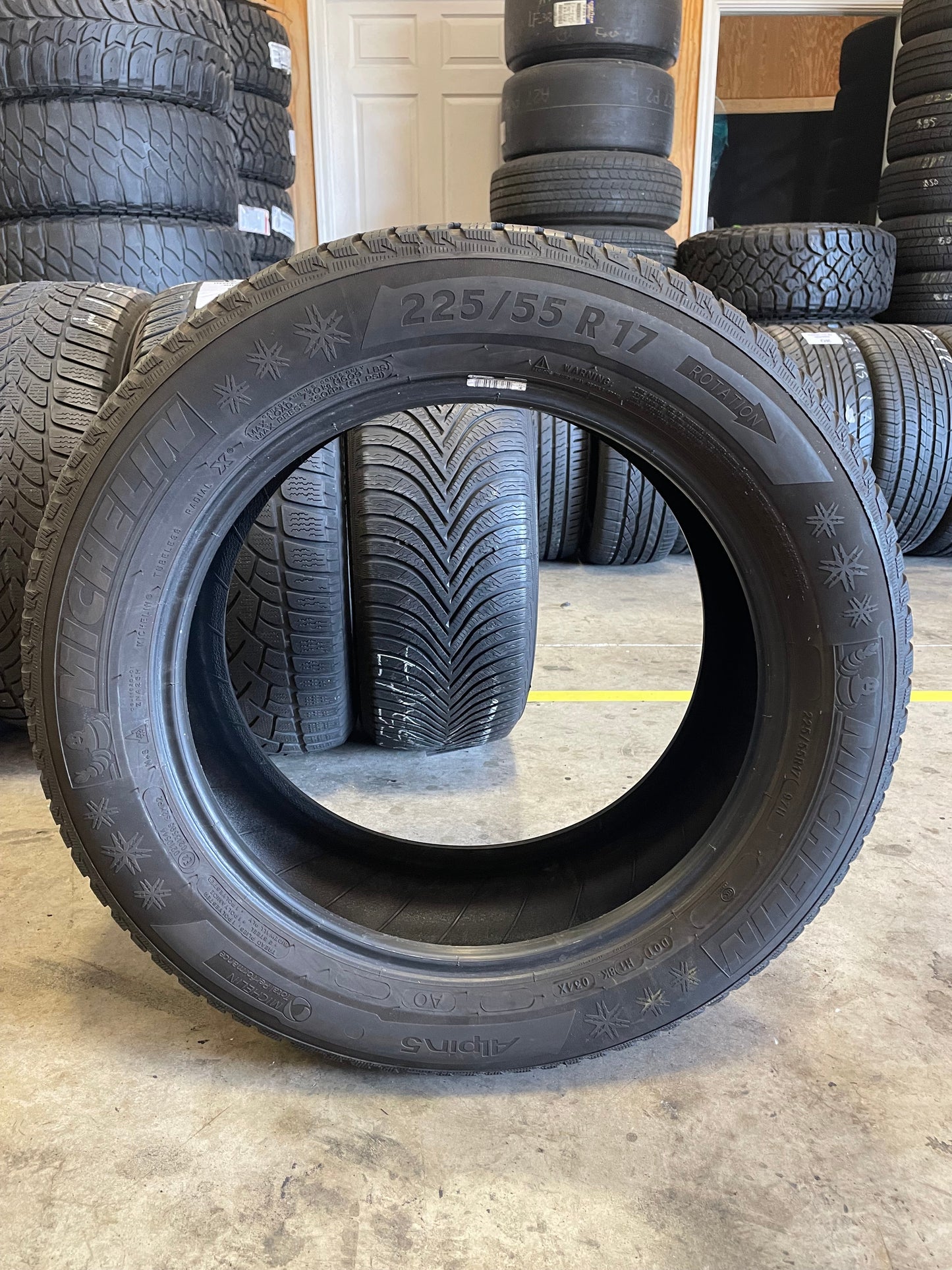 SINGLE 225/55R17 Michelin Alpin 5 97 H SL - Used Tires