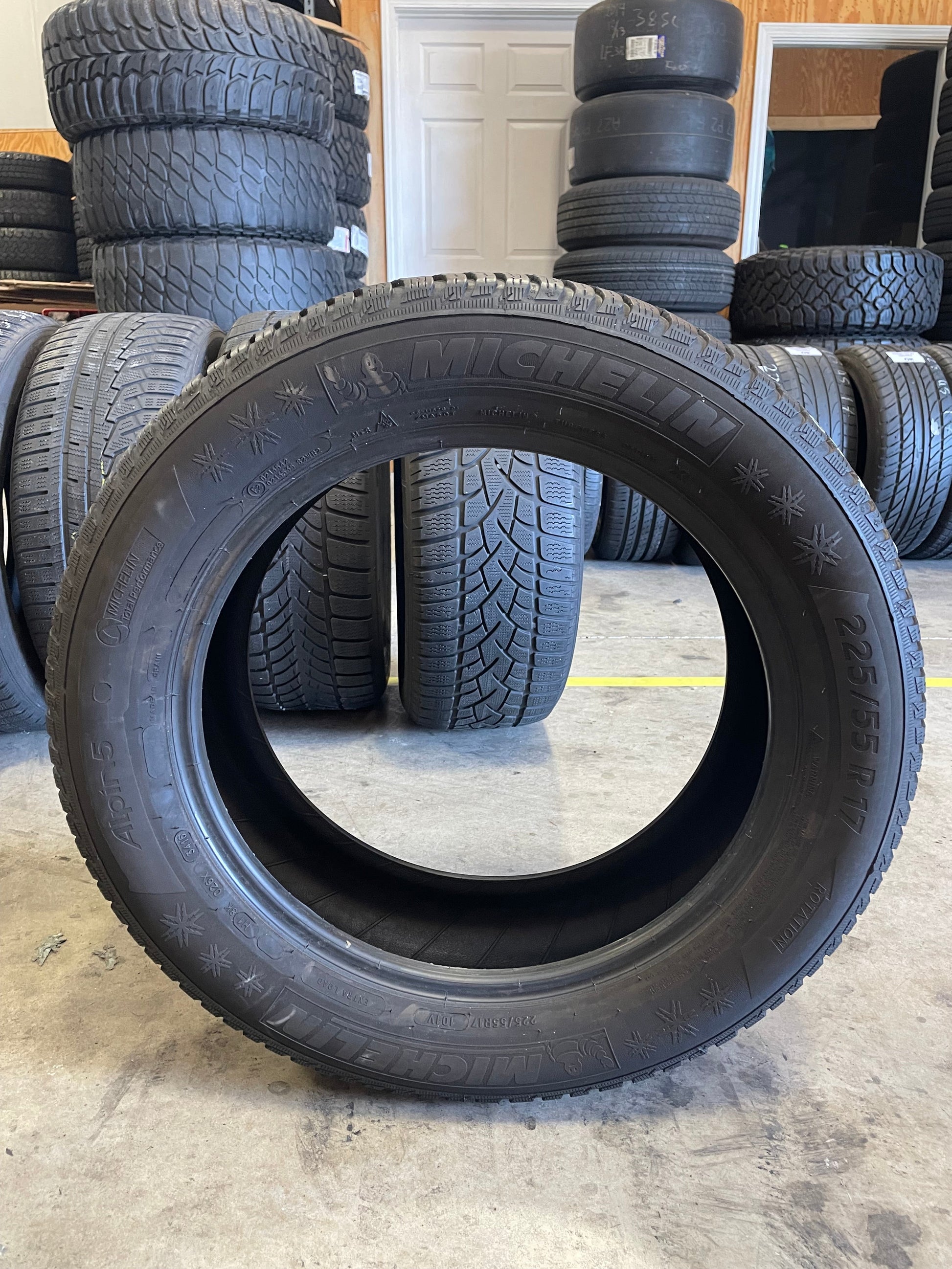 SINGLE 225/55R17 Michelin Alpin 5 101 V XL - Used Tires