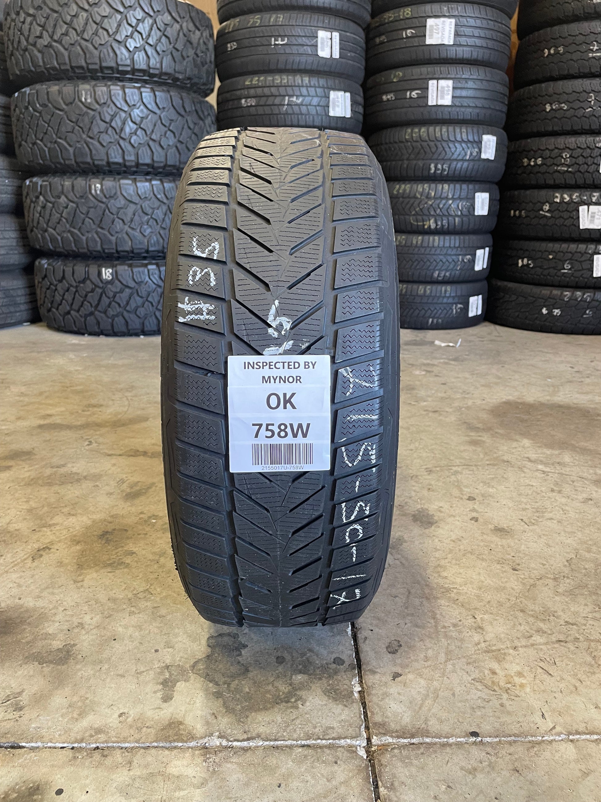 SINGLE 215/50R17 Vredestein Wintrac Xtreme 5 95 V XL - Used Tires